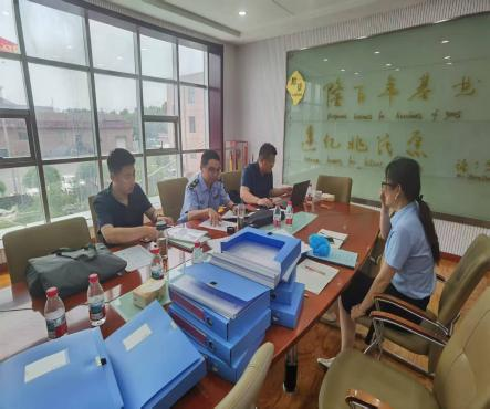 区应急局联合对隆鑫蜜柚视频APP污下载开展安全执法检查